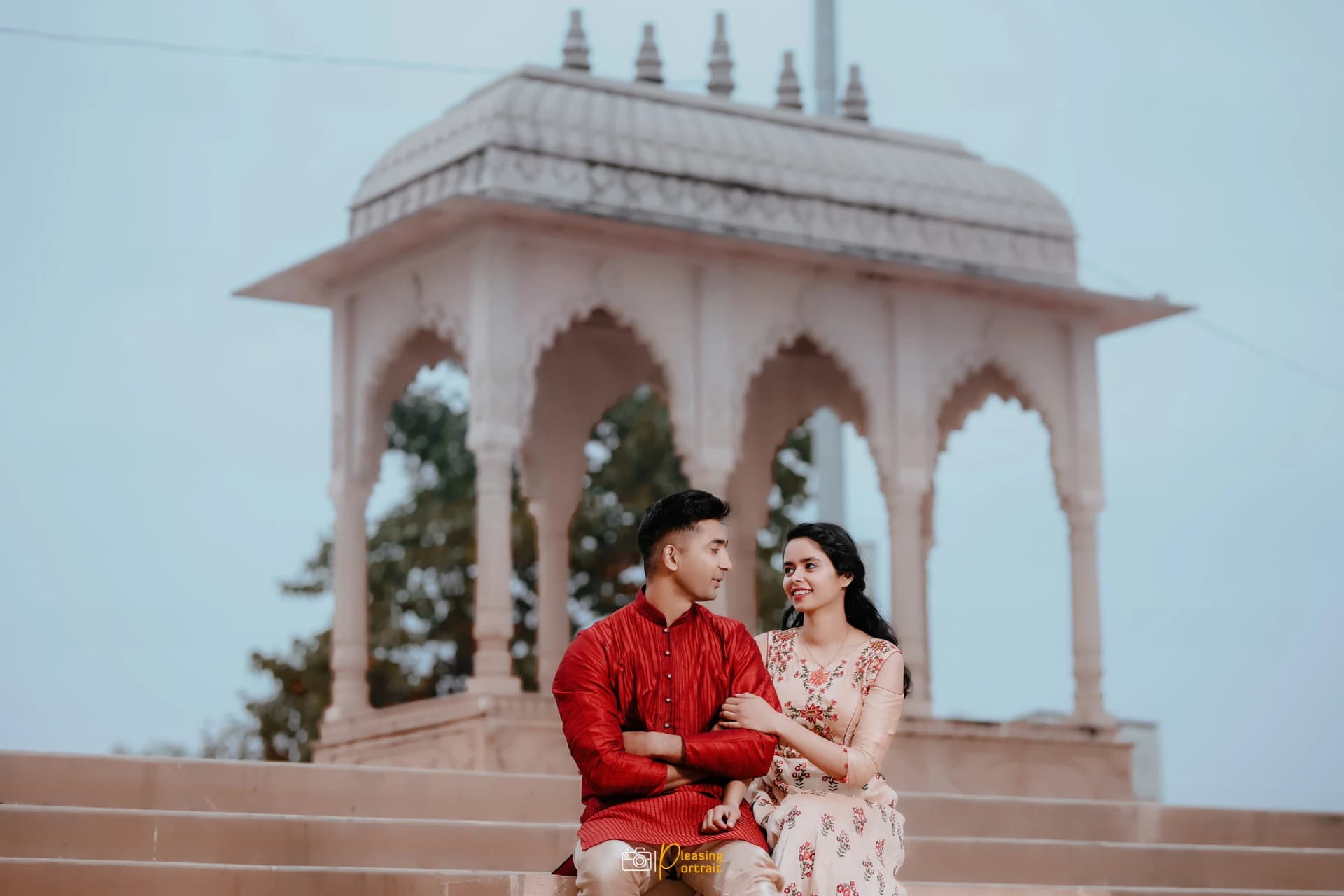 Shardul and Shilpa romantic pre wedding photography in Gorakhpur 3