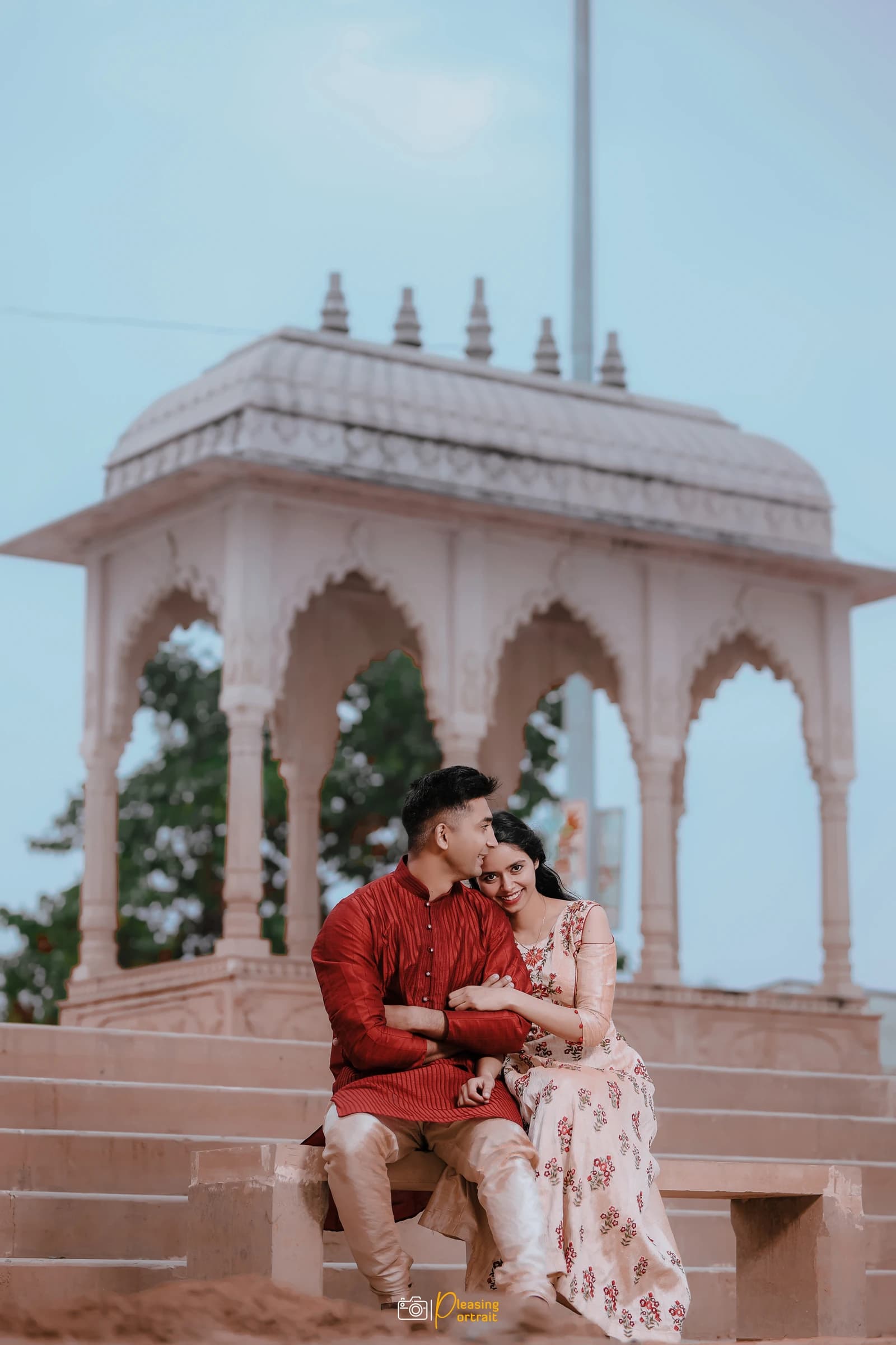 Shardul and Shilpa romantic pre wedding photography in Gorakhpur 4